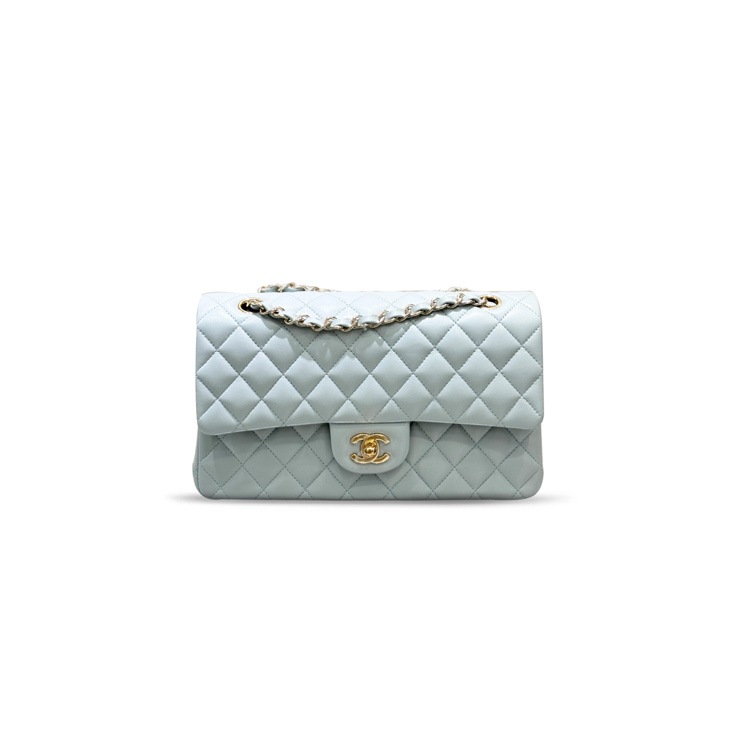 CHANEL LIGHT BLUE LAMBSKIN QUILTED CLASSIC FLAP MEDIUM GOLD HARDWARE (25.5*15*7cm)